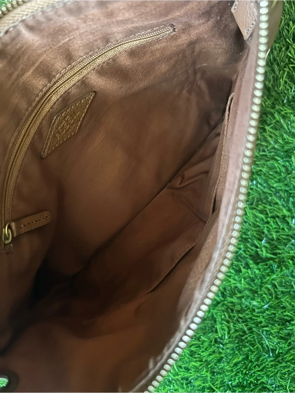 Fossil Cream and Brown Women’s Two-Tone Tote